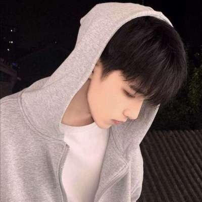 2025年最新QQ男生头像，潮流变迁与个性表达风采