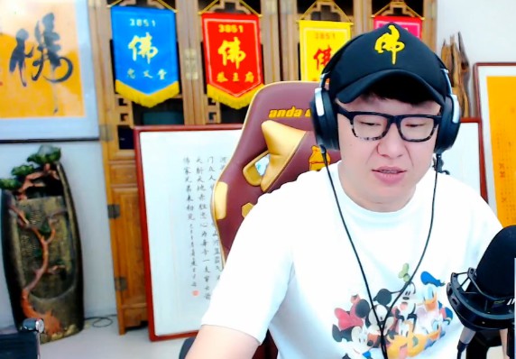 主播大佛最新视频，日常温馨趣事与友情的交织时刻
