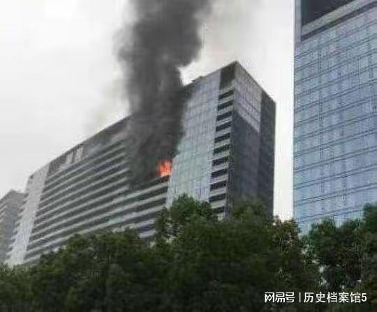 杭州保姆放火最新进展,杭州保姆放火事件最新进展，变化的力量与励志之光