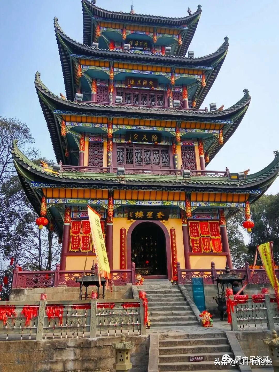 紫微最新卦，揭秘星宿运势，洞悉人生轨迹之谜